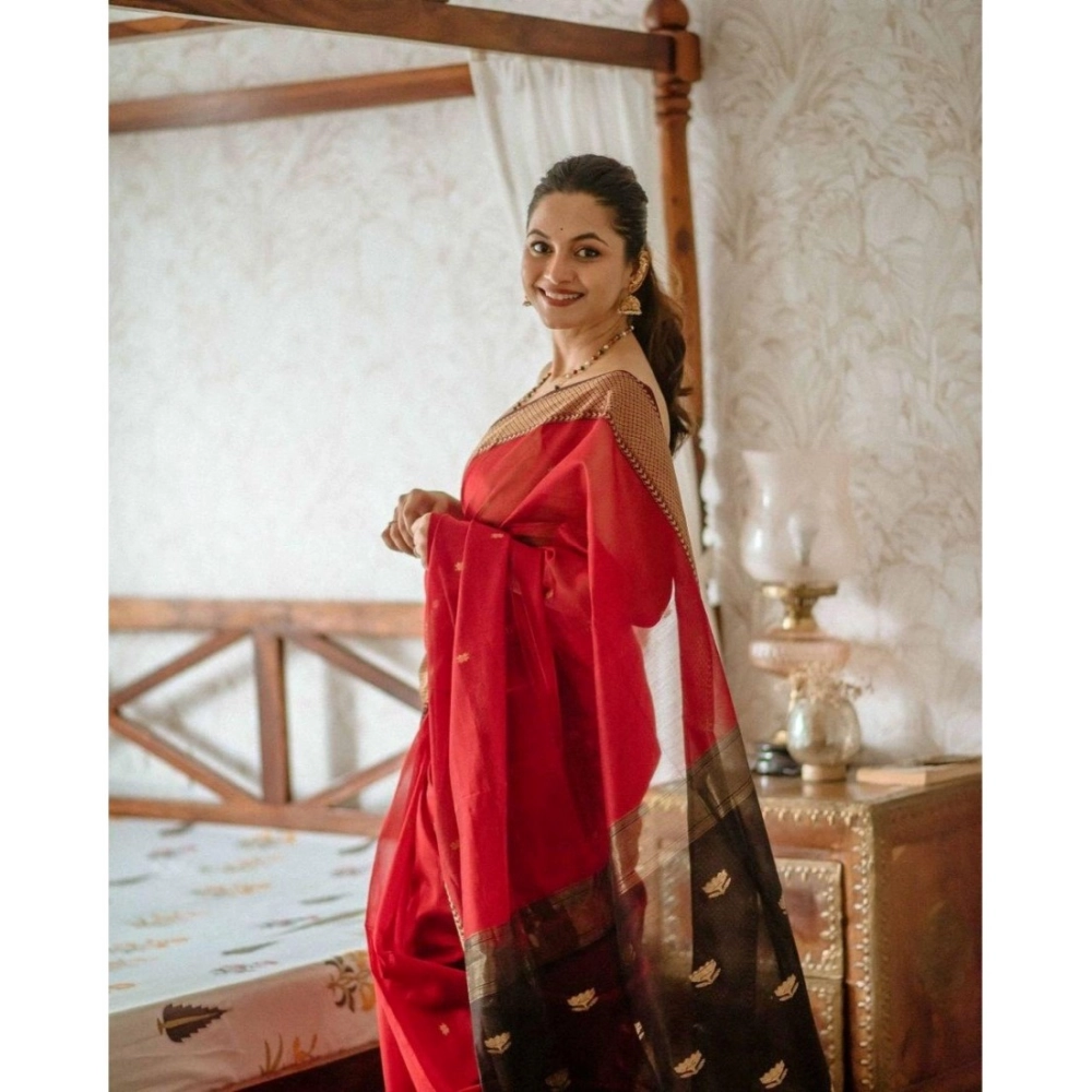 Women's Cotton Printed Saree With Unstitched Blouse 5.5Mtr (Red) - Image 2