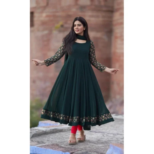 Women's Georgette Embroidery 3-4th Sleeve Round Neck Kurti with Dupatta Set (Green)