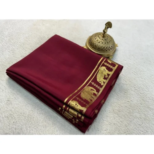Women's Crepe Chit Pallu Solid Saree With Unstitched Blouse 5.5Mtr?(Maroon)