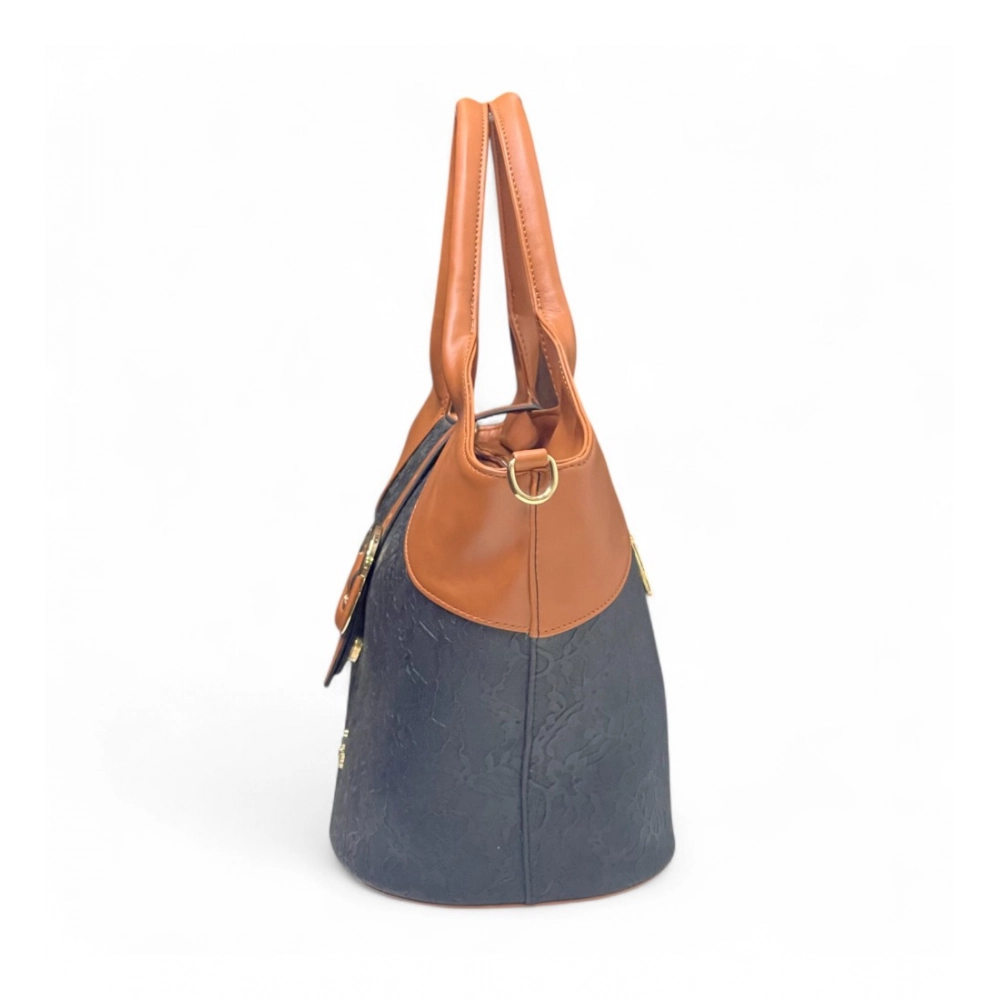 Women's Polyurethane Textured Two-Tone Tote Handbag with Adjustable & Removable Strap (Black-Tan) - Image 4