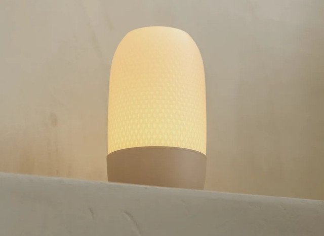 Plastic Table Lamp With Diamond Pattern (White-Grey) - Image 4